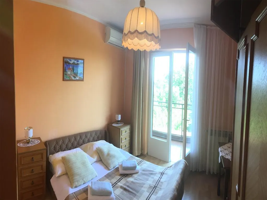 Guesthouse Villa Manda